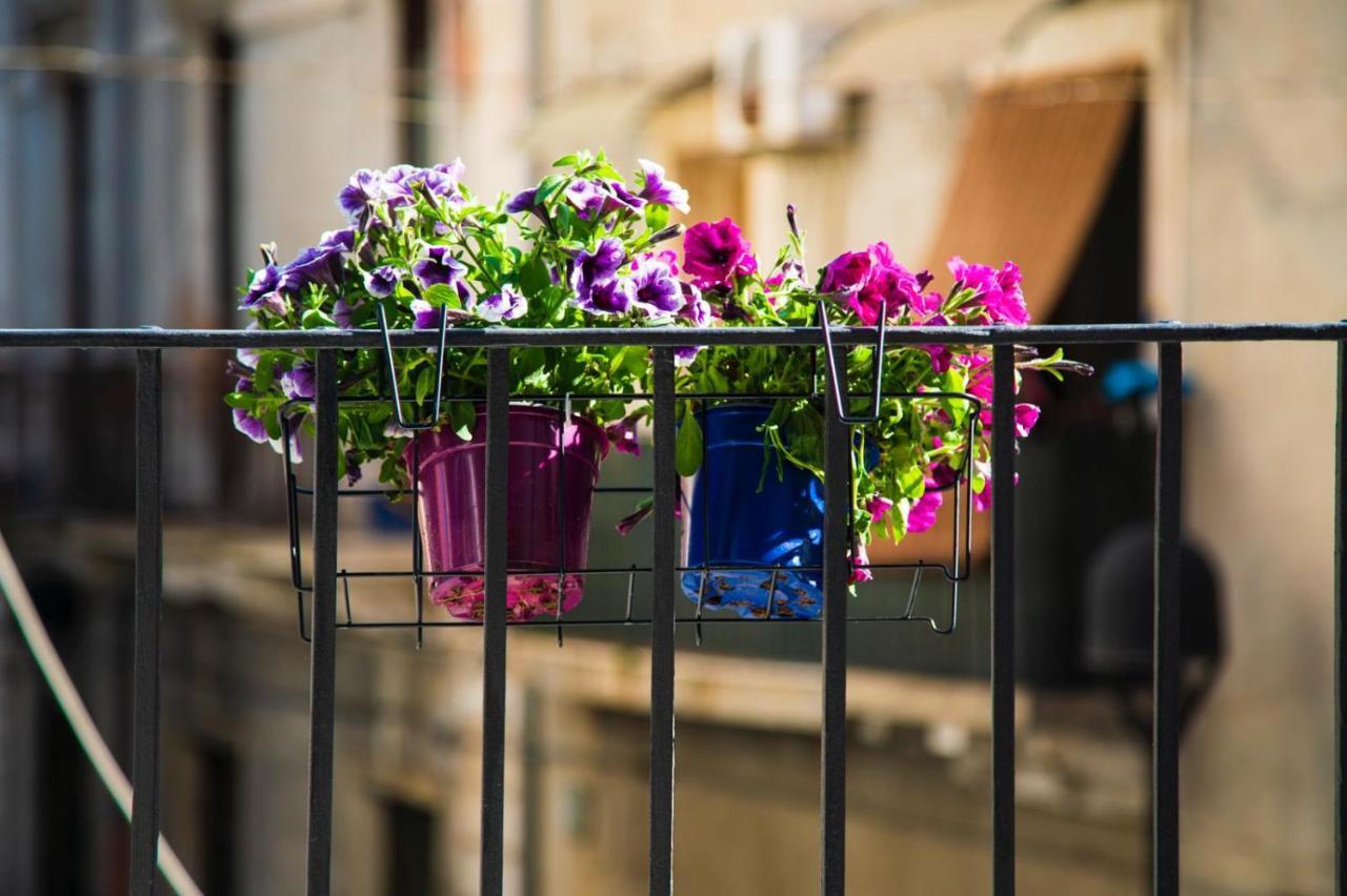 Suite Petit Catania Exterior photo